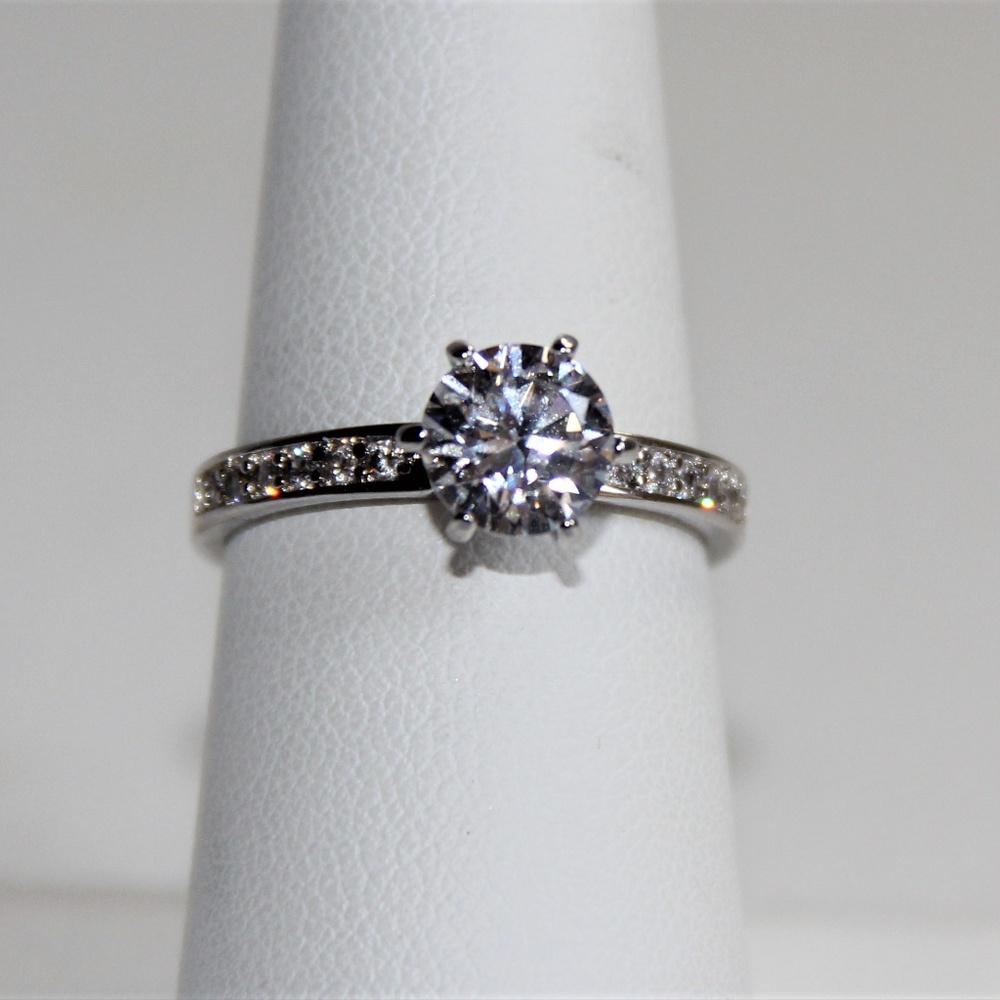 2.43 Carat Cz Solid Silver Ring - image 4